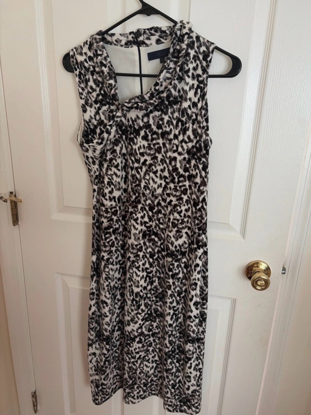 Women’s Black & White Animal Print Sleeveless Top